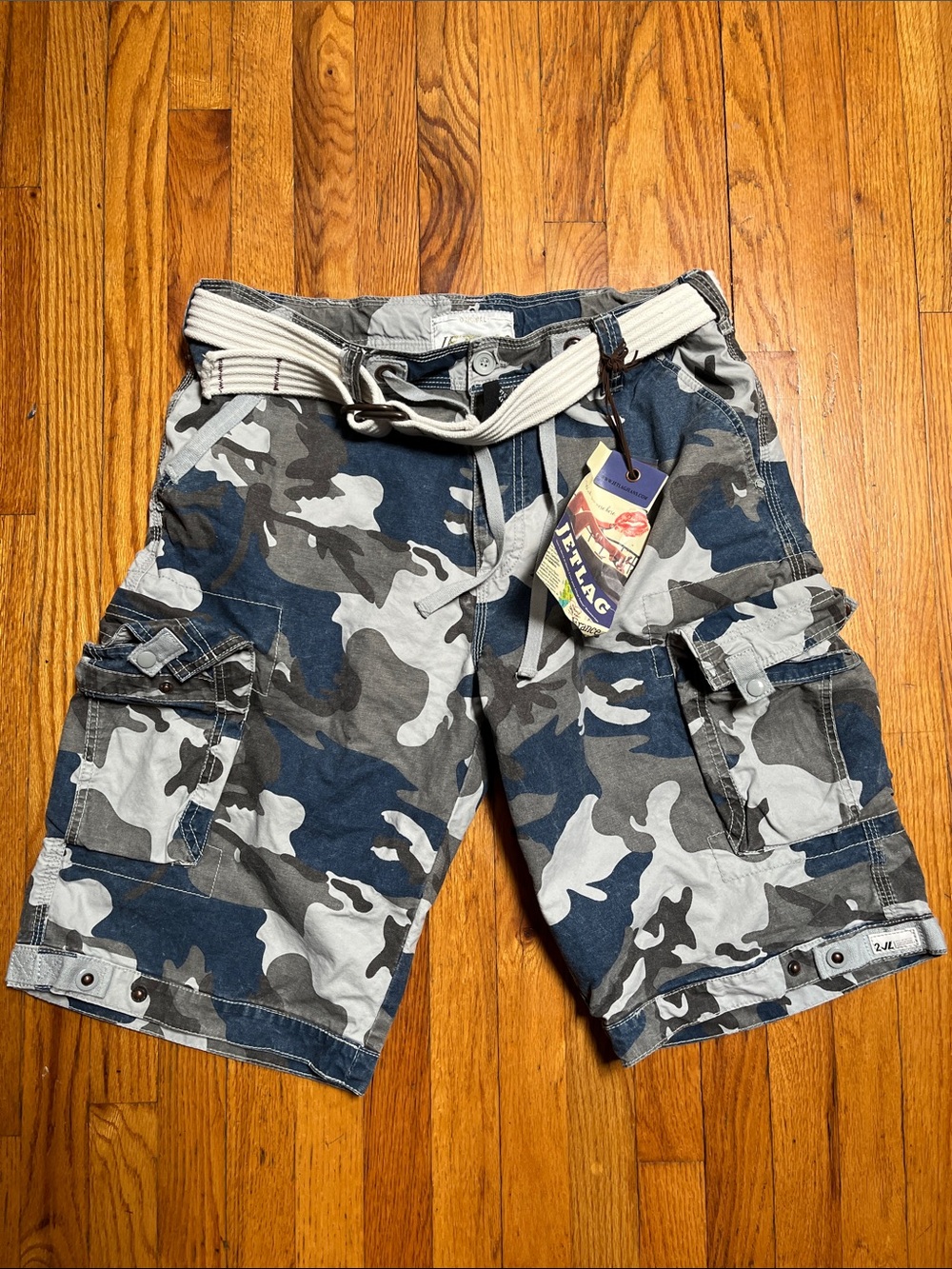 NWT • MEN’S JETLAG CAMO SHORTS